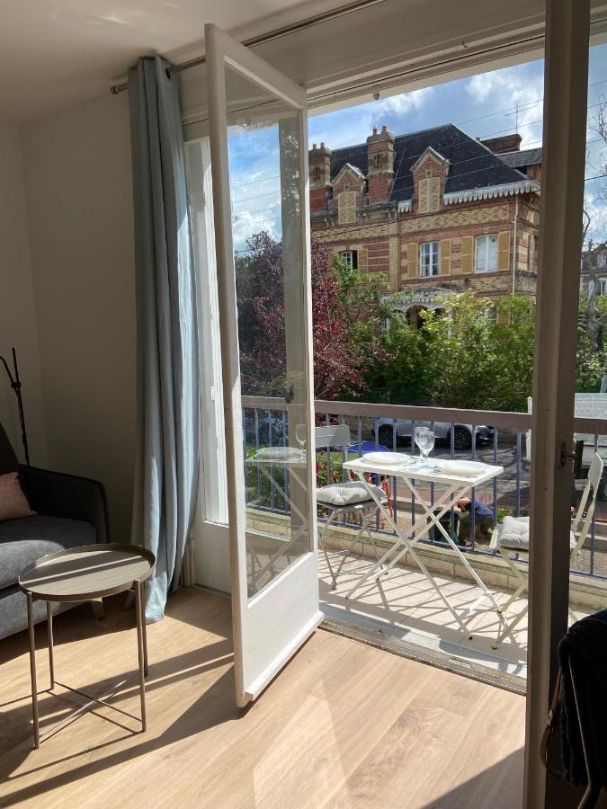 Jade, Studio Au Coeur De La Ville Villers-sur-Mer Exterior photo